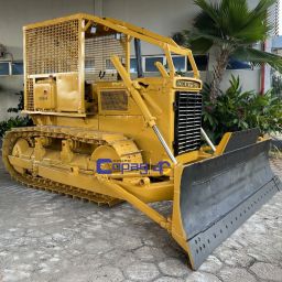 Trator de Esteiras Komatsu D50 Ano 1983